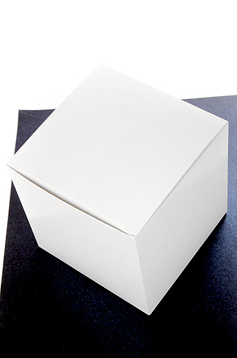 Коробка белая 132/00 куб